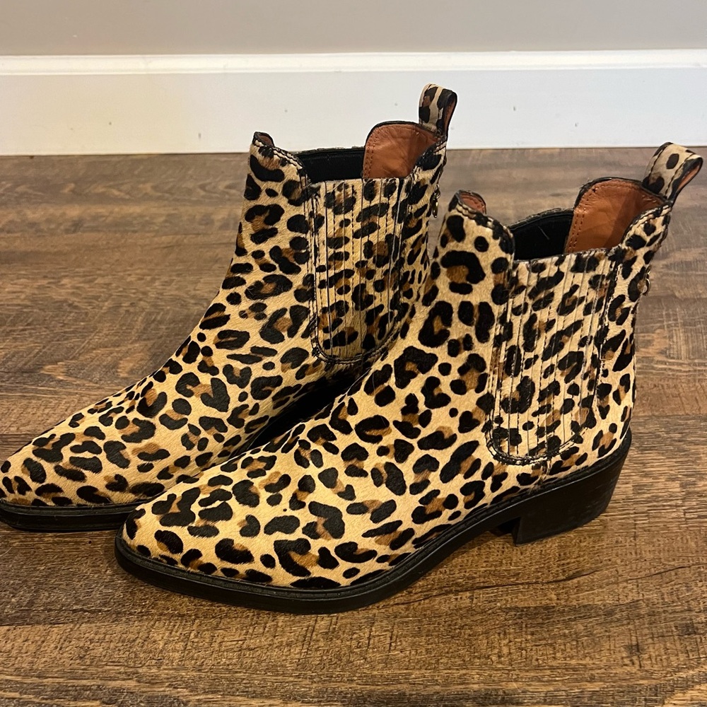 Women’s size 9 Coach leopard booties